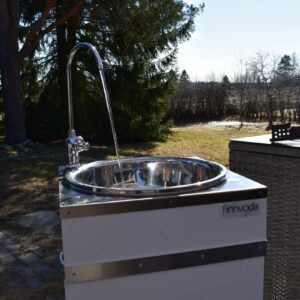 NERO-vesipiste-käänteisosmoosilaite-mökille-terassille-kesäkeittiöön